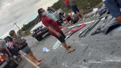 Camionete capotou na pista