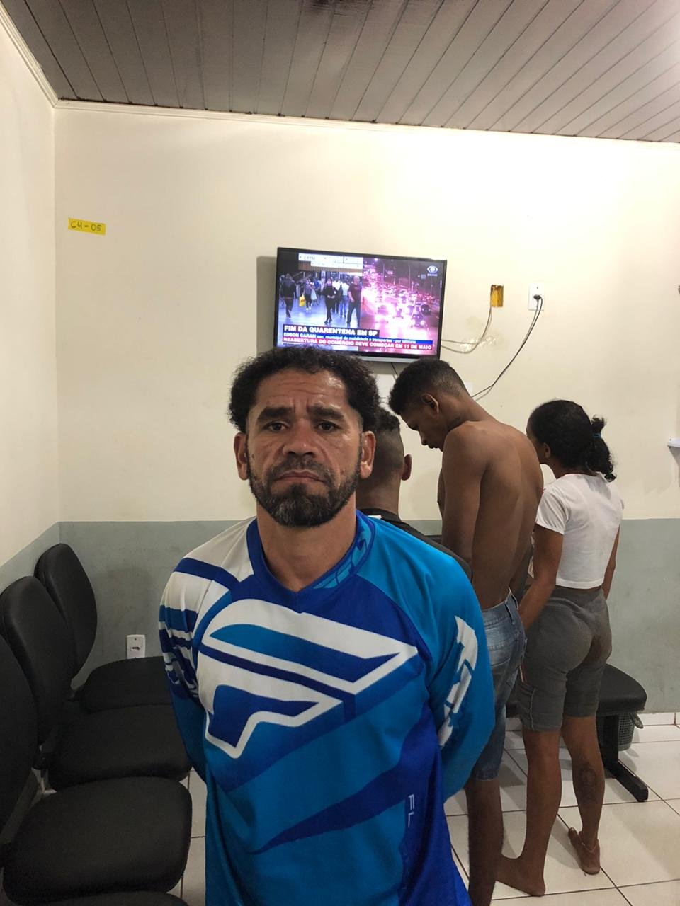 Suspeitos de participarem de tentativa de assalto no Tambaú