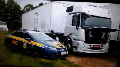 Veículos foram apreendido com cargas no valor de R$ 80 mil