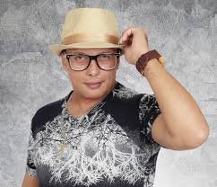 Cantor Paulynho Paixão