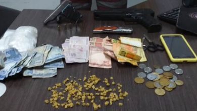 Dinheiro e grande quantidade de entorpecentes