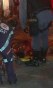 PM e SAMU prestam socorro ao suspeito