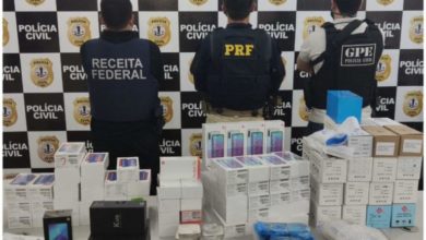 Celulares e acessórios sem nota fiscal avaliados em R$ 200 mil