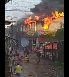 Incêndio no mercadinho