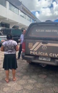 Mulher foi presa com identidade falsa e tentava realizar saque irregular