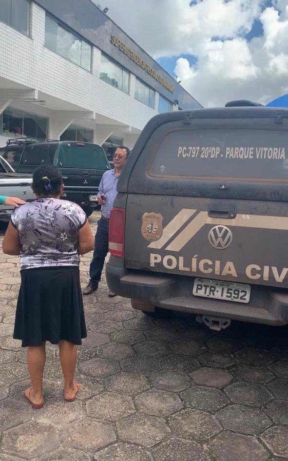 Mulher foi presa com identidade falsa e tentava realizar saque irregular