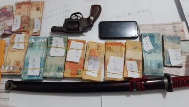 Na casa do empresário foi encontrado um revólver e R$ 32 mil em espécie