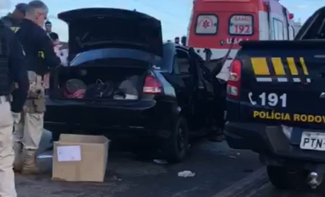 PRF, Samu e Corpo de Bombeiros atendendo a ocorrência