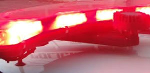 Polícia encontra mãe e filha mortas dentro de veículo