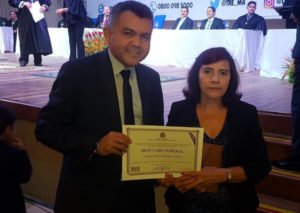 Cléber Verde ao lado da mãe