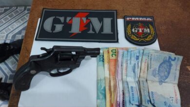 Arma apreendida com suspeito