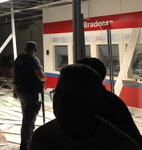 Banco Bradesco foi explodido