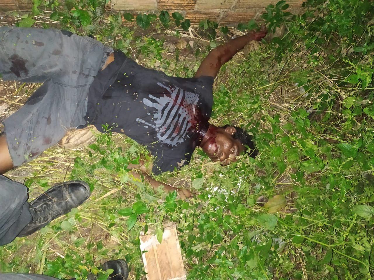 Homem foi morto com golpes de faca