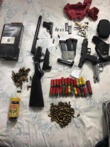Operação Pecus - apreensão de armas e munições
