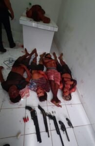 Criminosos estavam fortemente armados