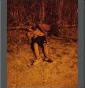 Os adolescentes foram encontrados baleados próximo a escola Caíque