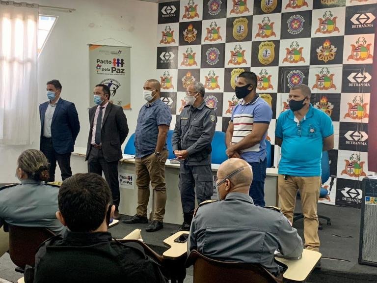 Reunião na sede da SSP reuniu as forças de segurança e representantes dos rodoviários