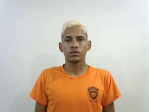 Conhecido como Jovem, já tinha passagem na polícia