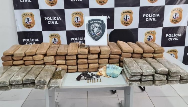 100 quilos de maconha e arma de fogo