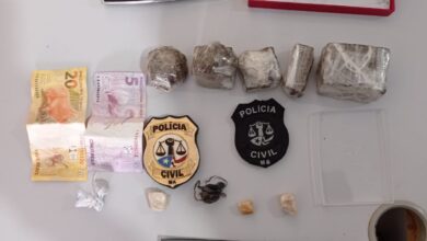 Apreensão de drogas na residência do casal na Vila Vitória