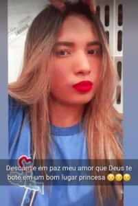 Funcionária, Elane de Oliveira, de 19 anos