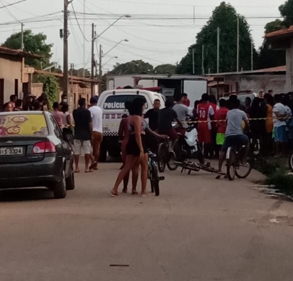 IML no local do homicídio