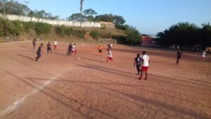 Jogo terminou em 1 a 0 para o Time de Cima