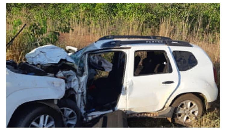 Veículos envolvidos no acidente da BR-222