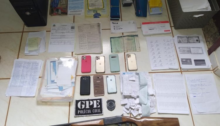 Documentos falsos apreendido na casa de candidato