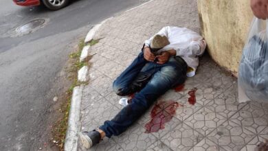 Suspeito baleado durante assalto