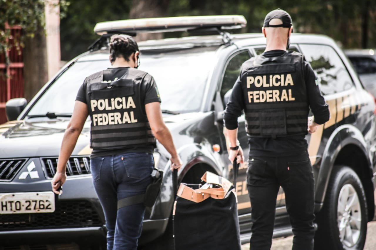 PF atua em 14 estados brasileiros contra fraude no auxílio emergencial