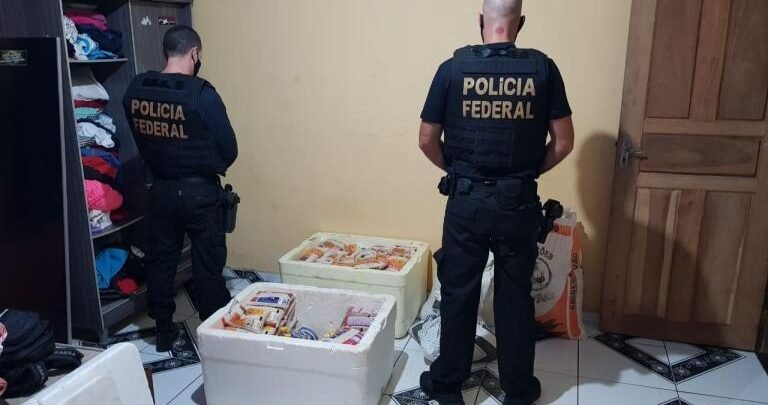 PF em um dos endereços