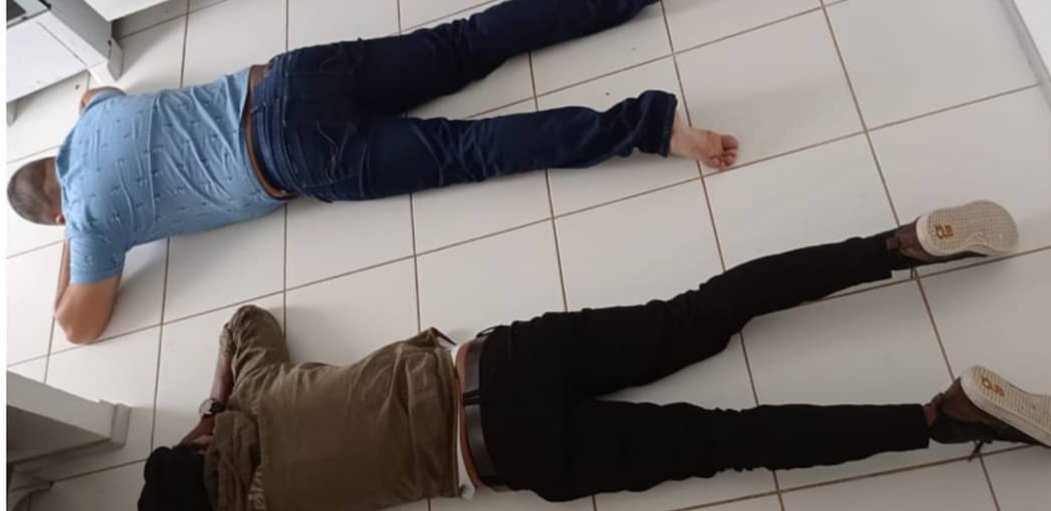 Estelionatário foi preso em flagrante ao receber carga de droga
