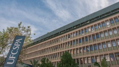 Bolsonaro nomeia Lucia Pellanda para novo mandato como reitora da UFCSPA