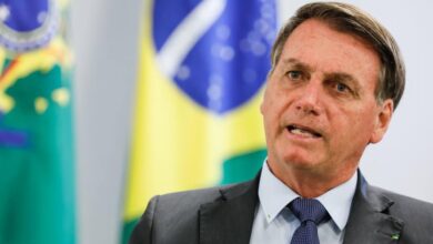 Bolsonaro veta projeto que daria internet grátis para a rede pública