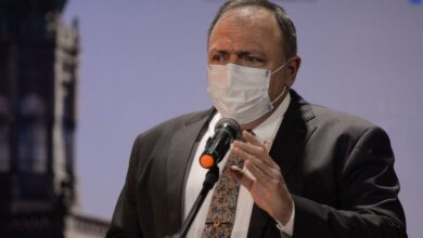 Com fator Lula, aliados cobram de Bolsonaro 'rearranjo' de ministérios e defendem médica para vaga de Pazuello