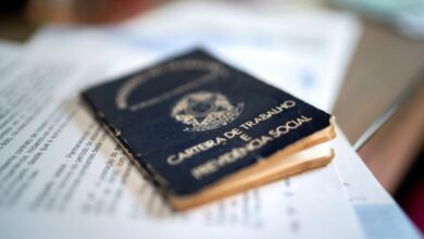 Governo federal planeja reduzir valor do seguro-desemprego