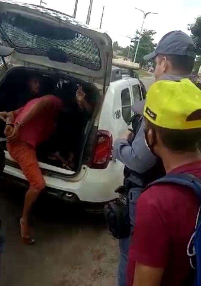 O trio foi detido na avenida dos Africanos, em São Luís