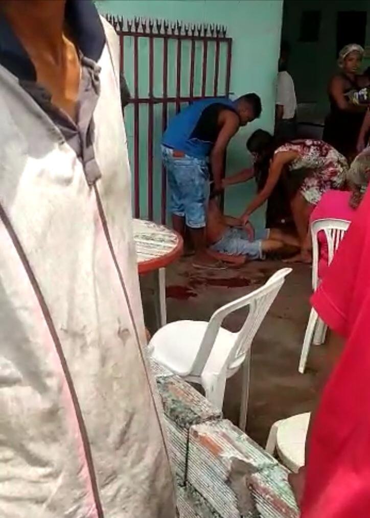 Homem foi baleado nas dependências de um restaurante em São Luís