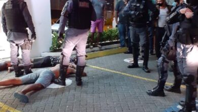 Ousados, assaltantes tentavam roubar farmácia