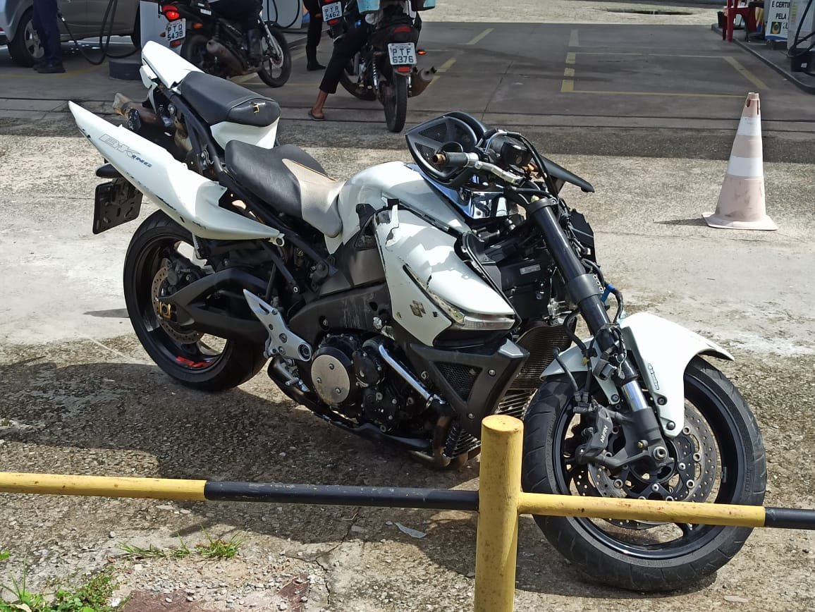 Motocicleta conduzida pela vítima