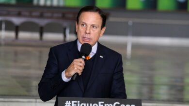 João Doria volta atrás e proíbe realização de cultos nas igrejas