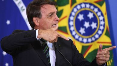PF intima ao menos 25 para depor por mensagens contra Bolsonaro