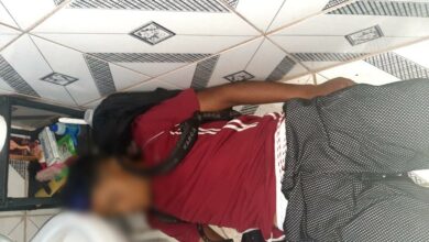Jovem foi executado dentro do banheiro da residência