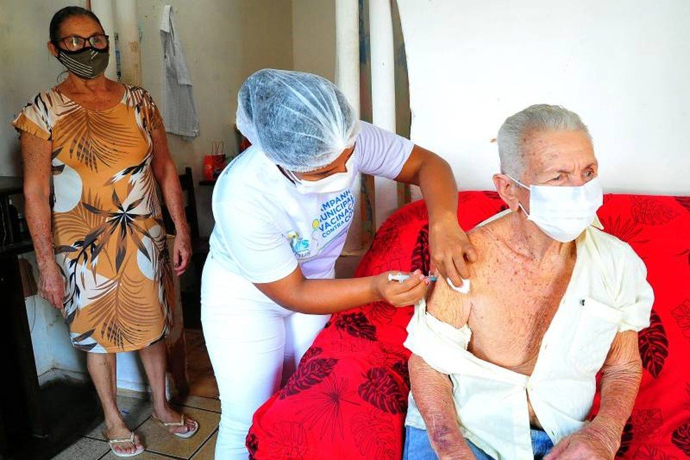 Veja perguntas e respostas sobre a vacinação de idosos contra a Covid-19 em São Luís
