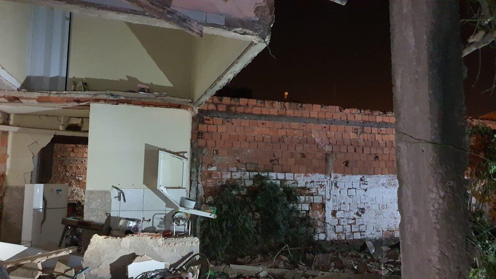 Corpo de Bombeiros e Defesa Civil investigam causas de explosão de botijão de gás em kitnet em São Luís