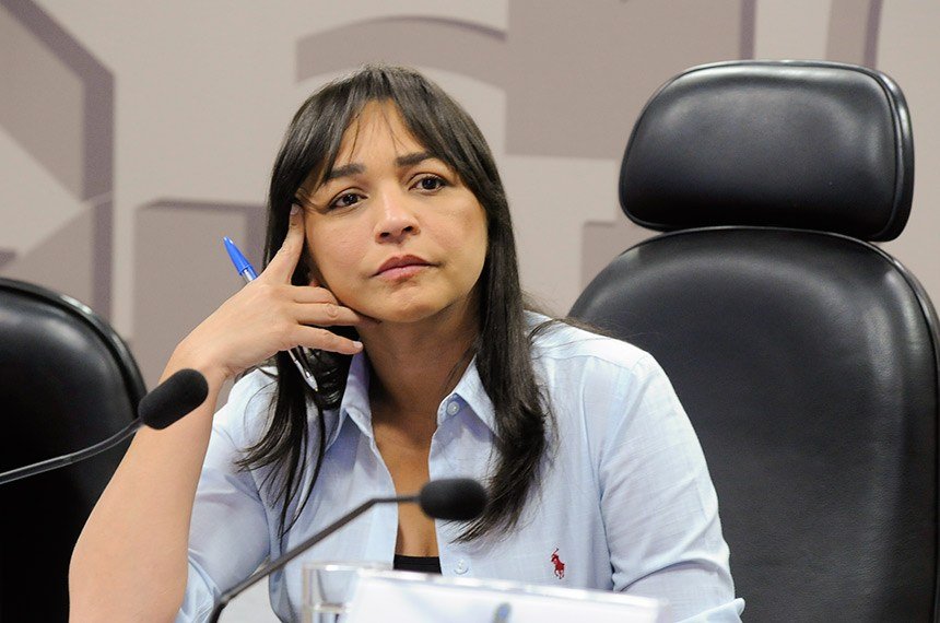 Senadora Eliziane Gama