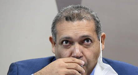Frente pede a prefeitos para cumprirem ordem do STF de cultos