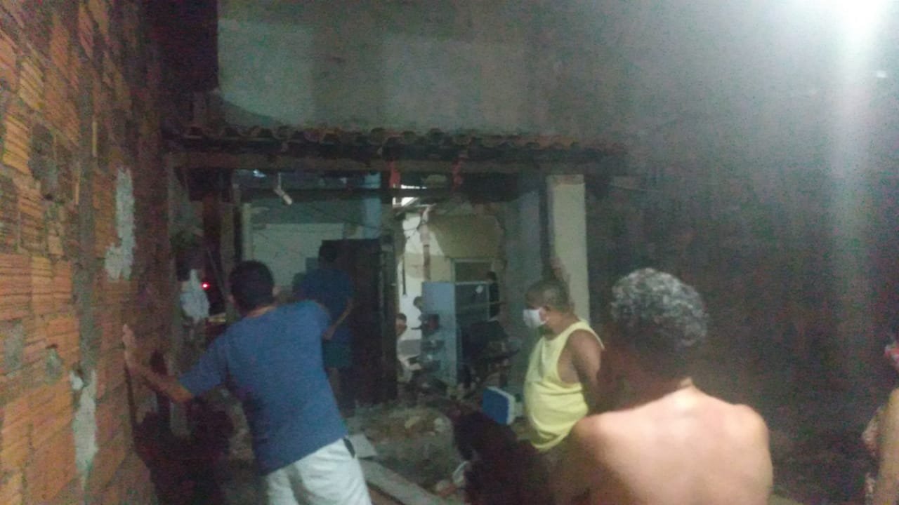 Uma pessoa sobreviveu à tragédia