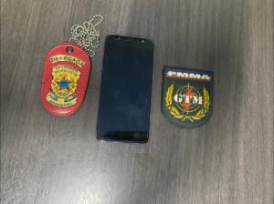 Celular apreendido com o suspeito de receptação